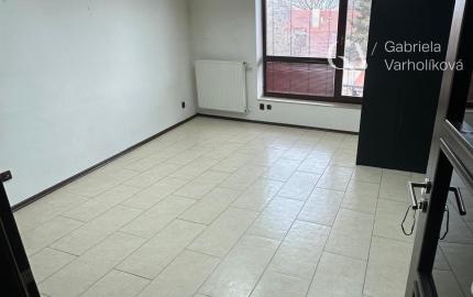 Prenájom priestorov na podnikanie v Bardejove v centre mesta