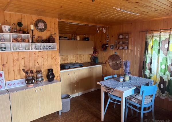 Predaj rekreačného pozemku s chatkou